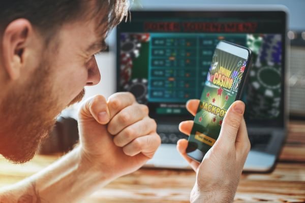 Filipino player browsing 568jili Bet section on a smartphone showing live sports odds